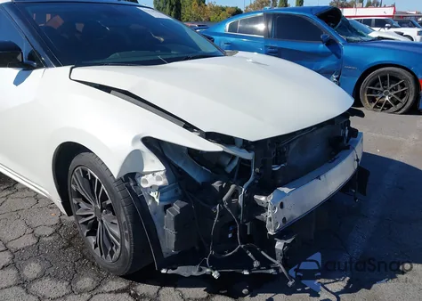 2018 Nissan Maxima 3.5 Platinum из США, поврежденный, VIN 1N4AA6AP9JC392868